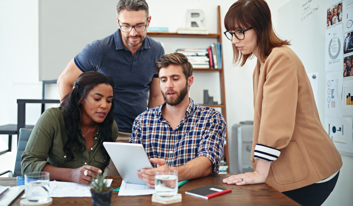 How does the agency stay up-to-date with the latest  digital marketing trends and strategies?